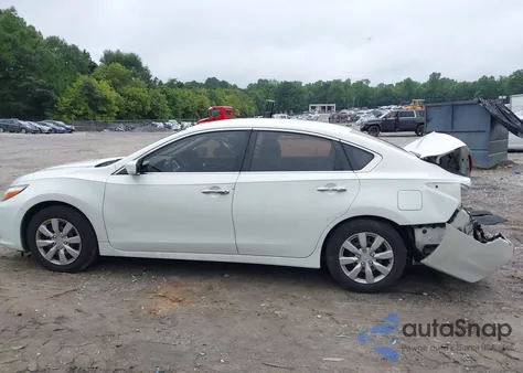 2016 Nissan Altima 2.5 из США, поврежденный, VIN 1N4AL3AP2GC204614